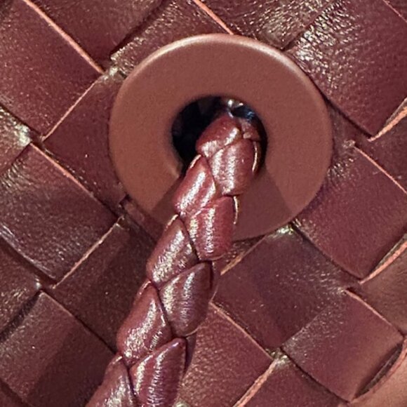 New Bottega Veneta Burgundy Small Andiamo Bag - Picture 11 of 11